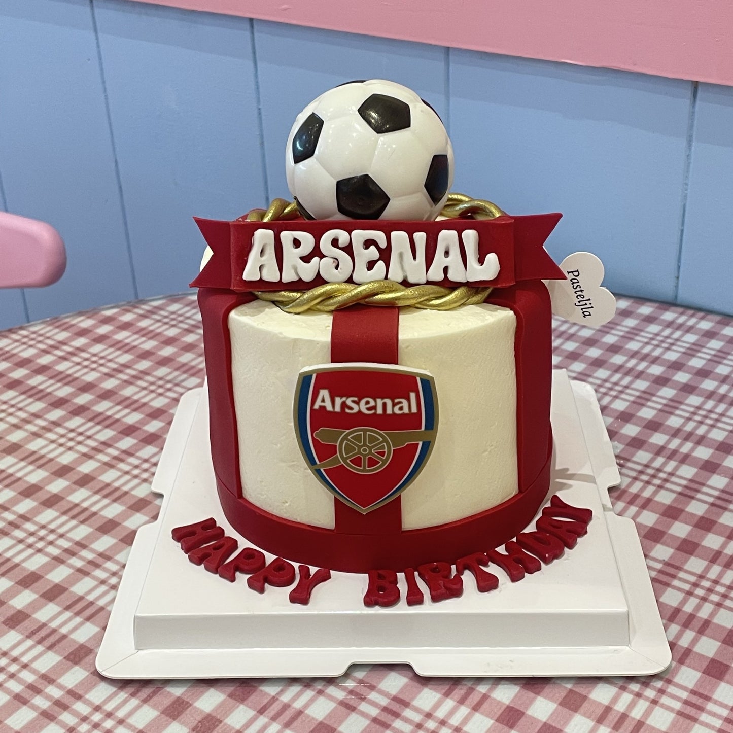 Arsenal cake