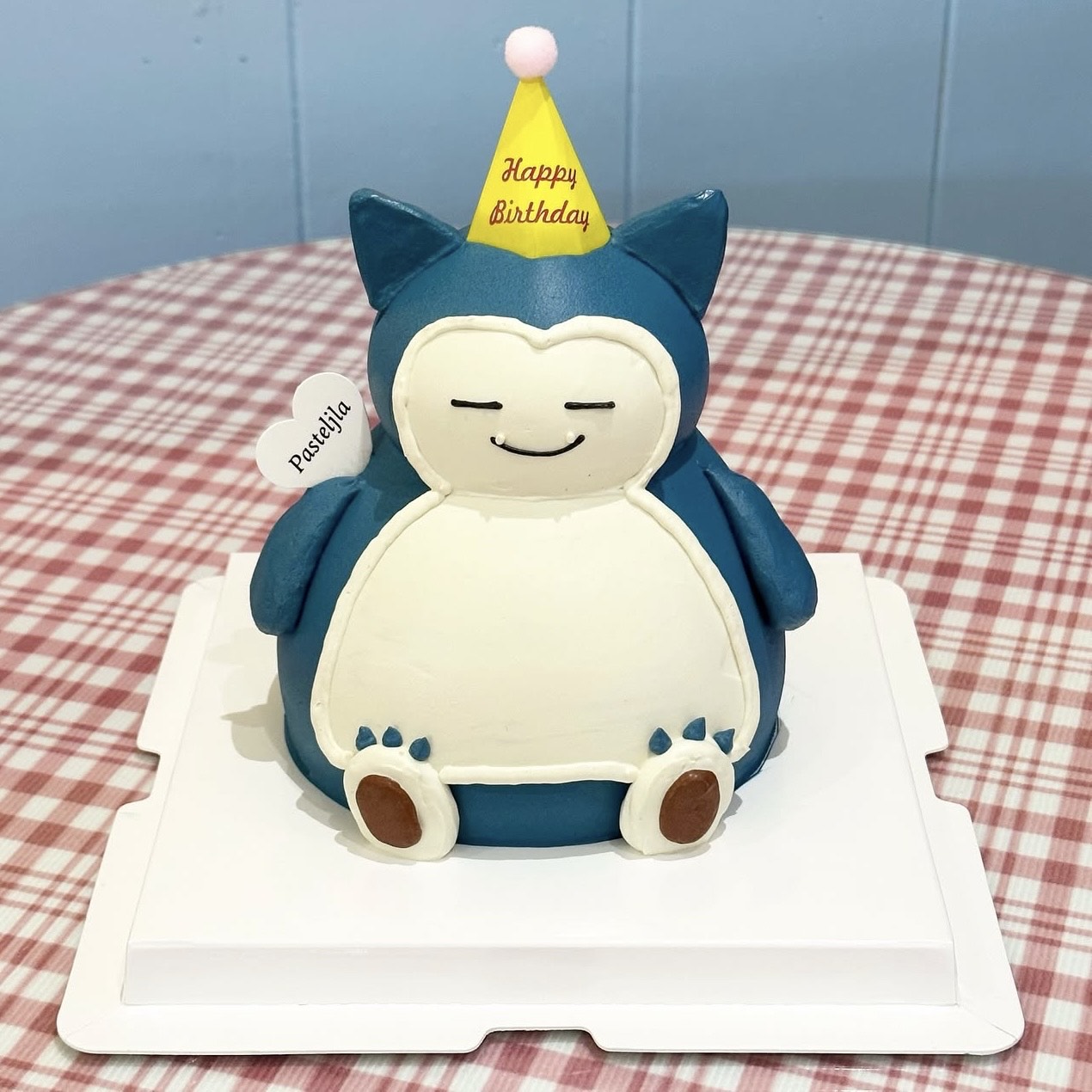 3D snorlax cake