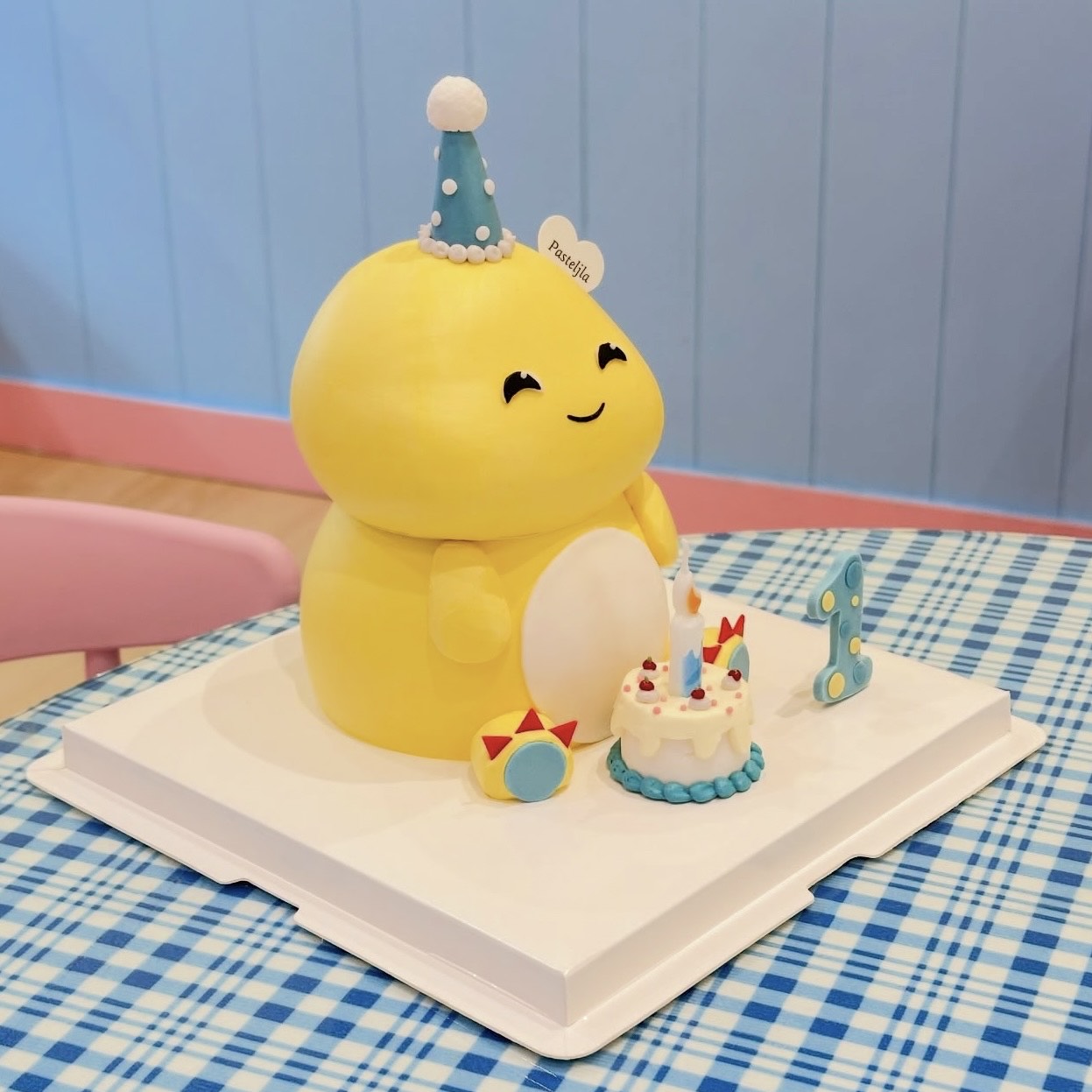 Nai long cake