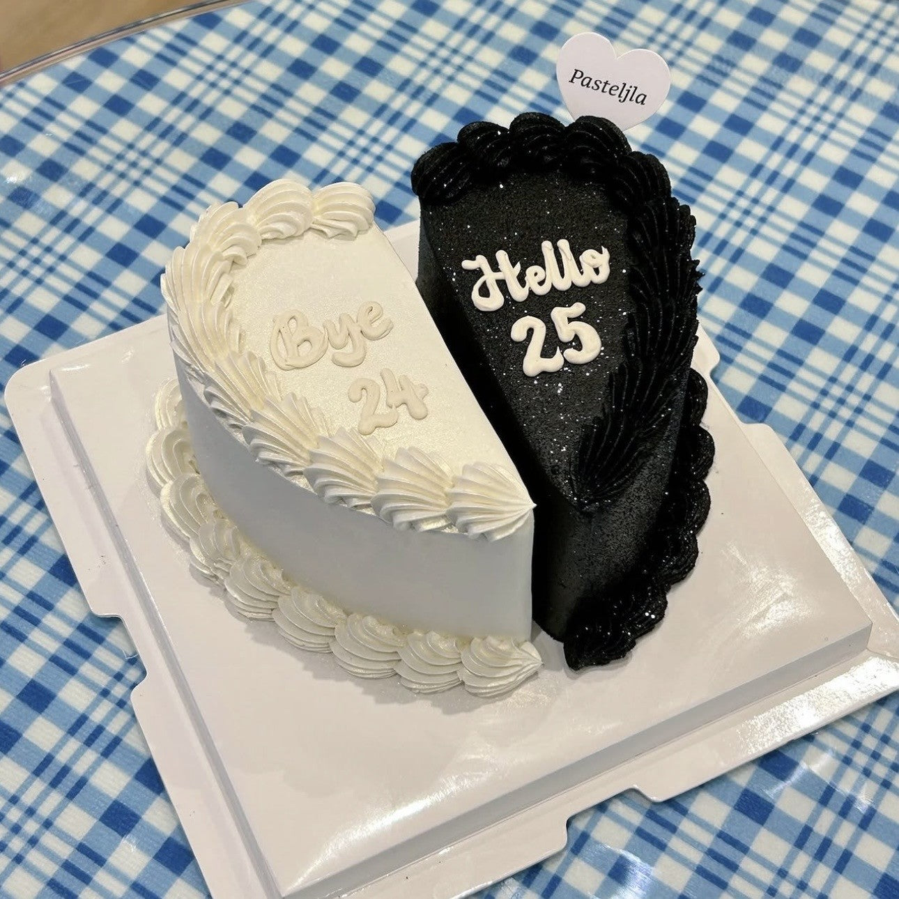 Black & white glitter cake