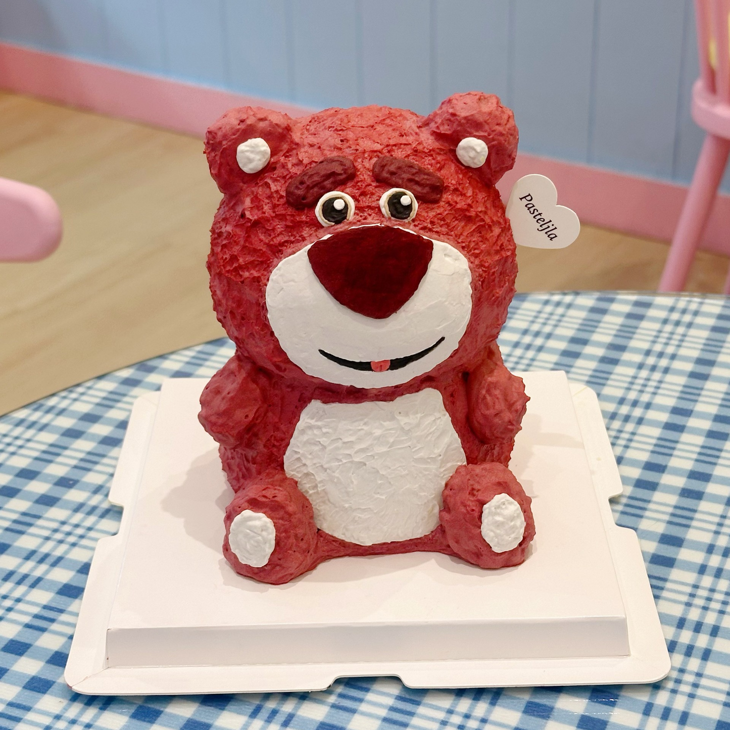 3D Lotso cake