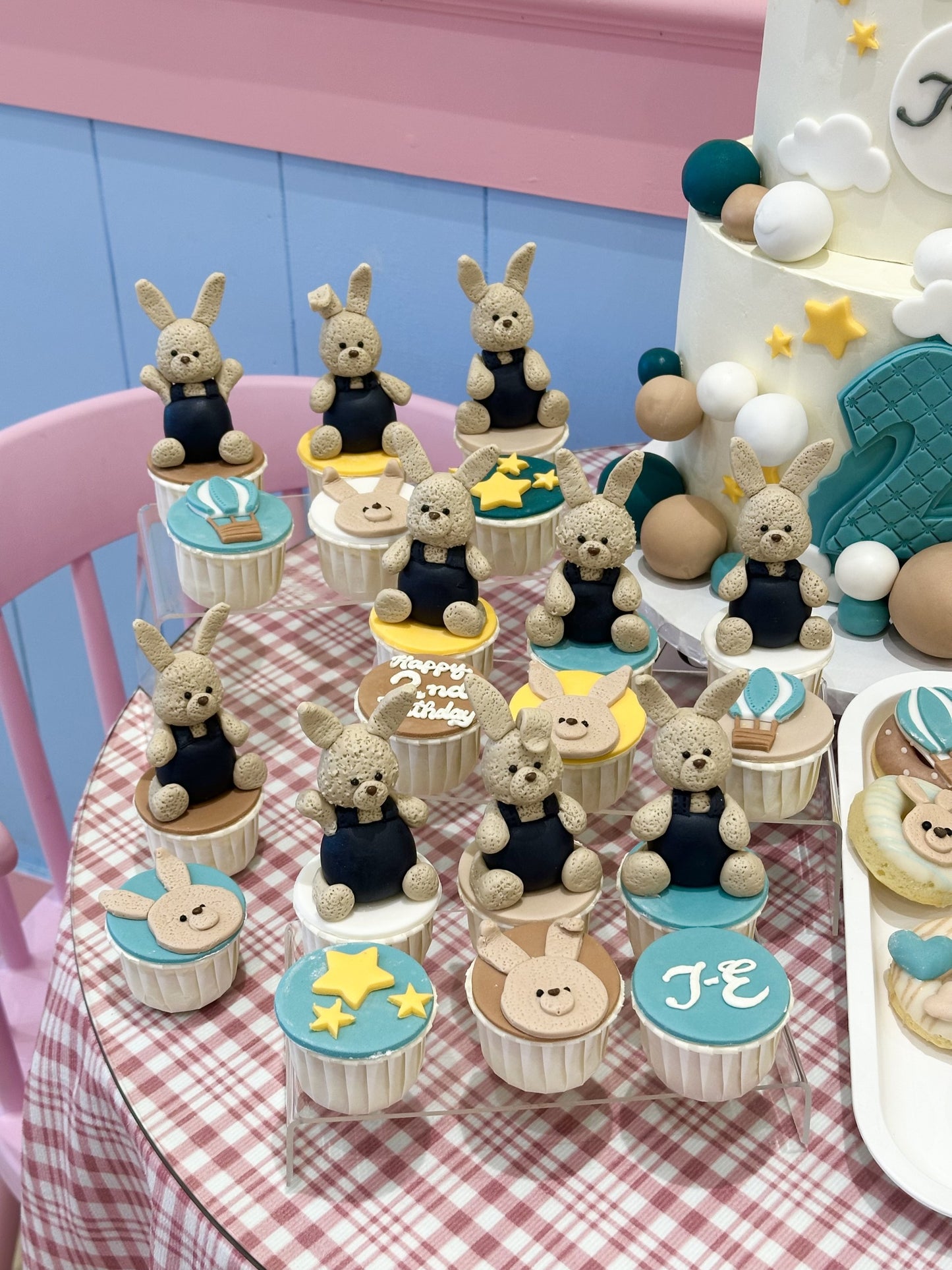 Rabbit cupcakes