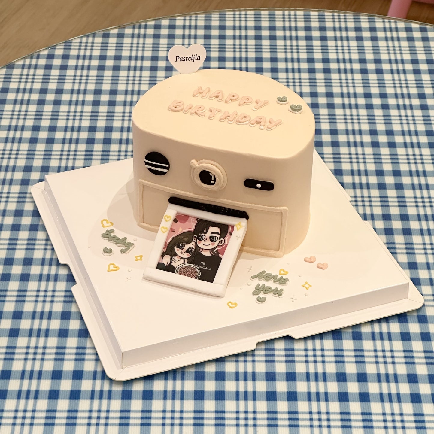Couple Polaroid cake