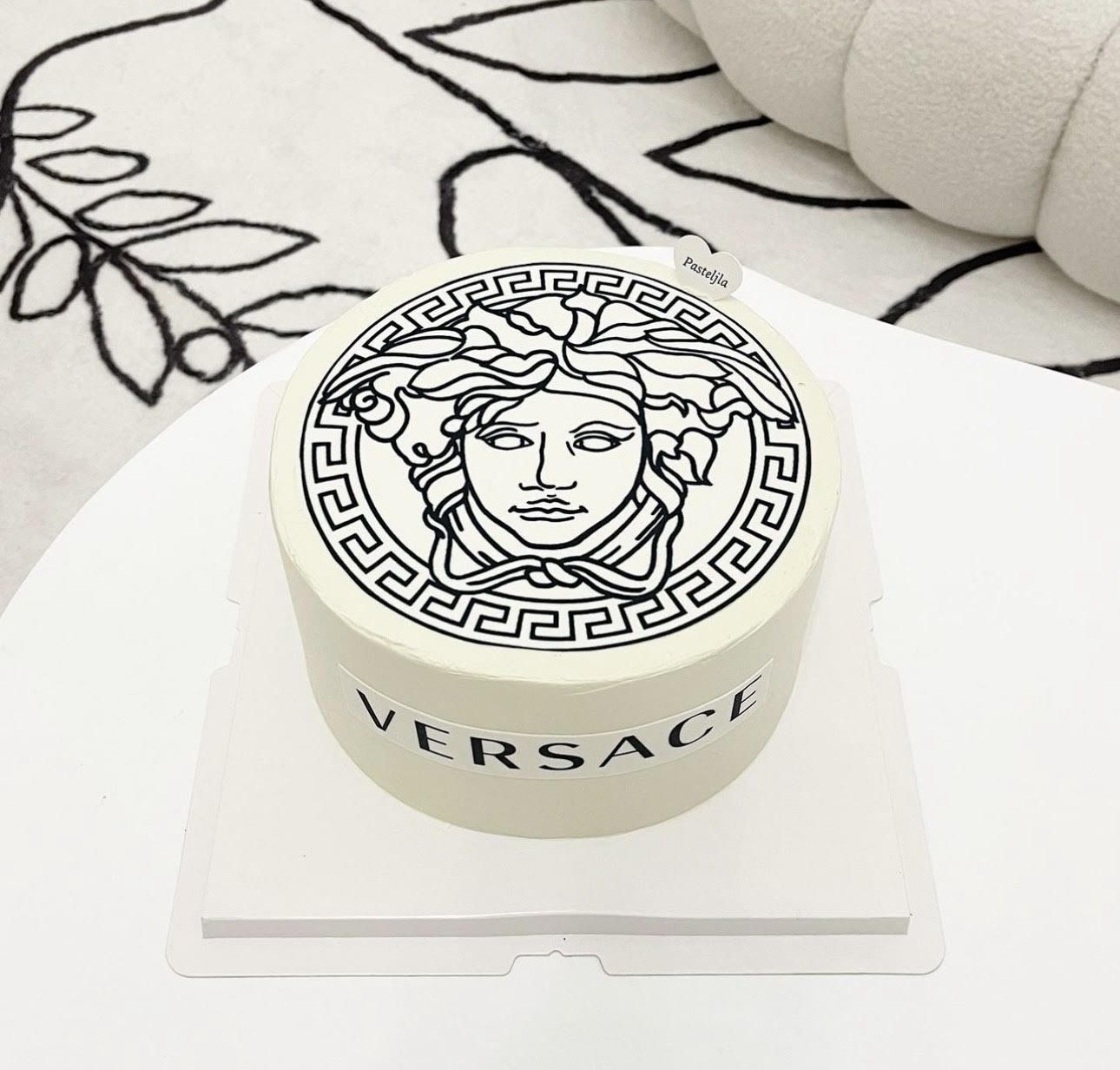 Round Custom Logo Cake