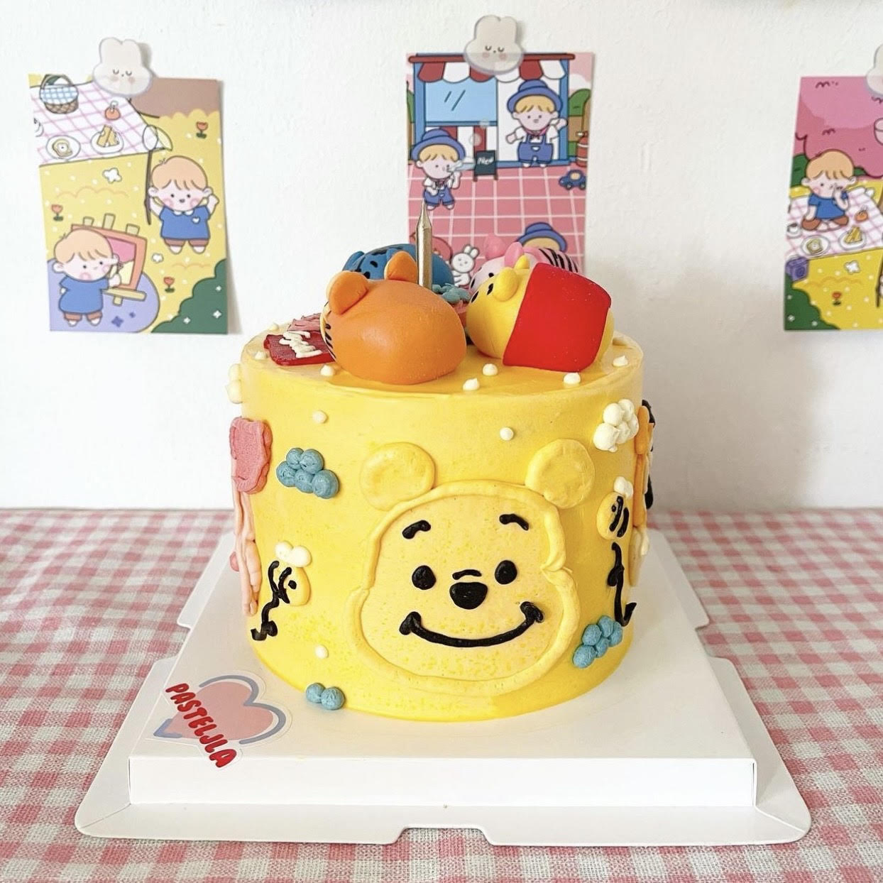 Tsum Tsum Winnie the Pooh Cake