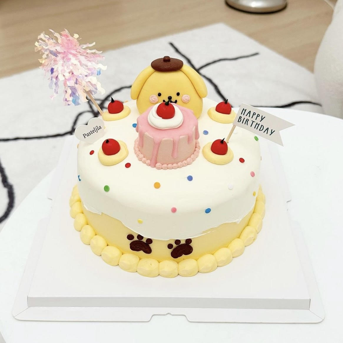 Pompompurin Cake