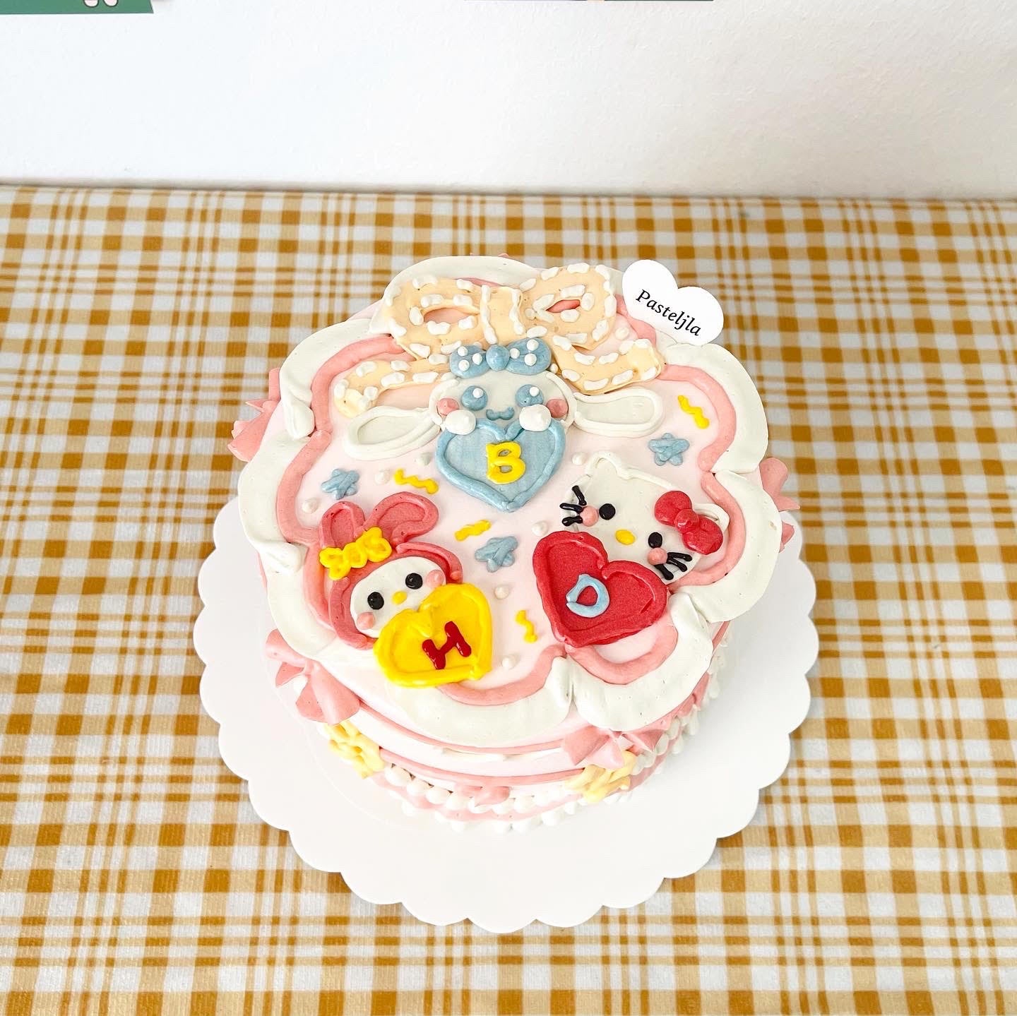 2D Sanrio Cake