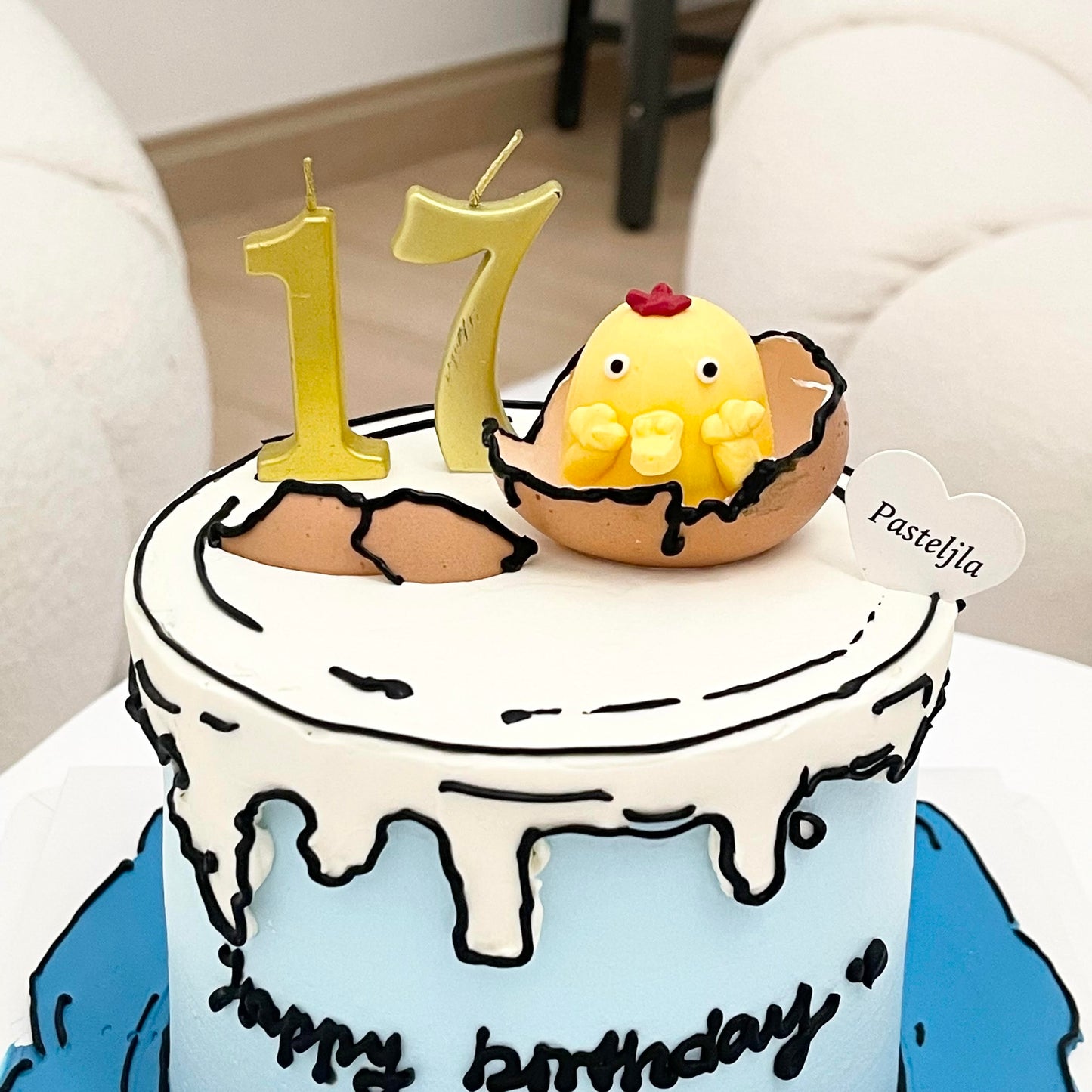 Chicken 2D Comic Cake