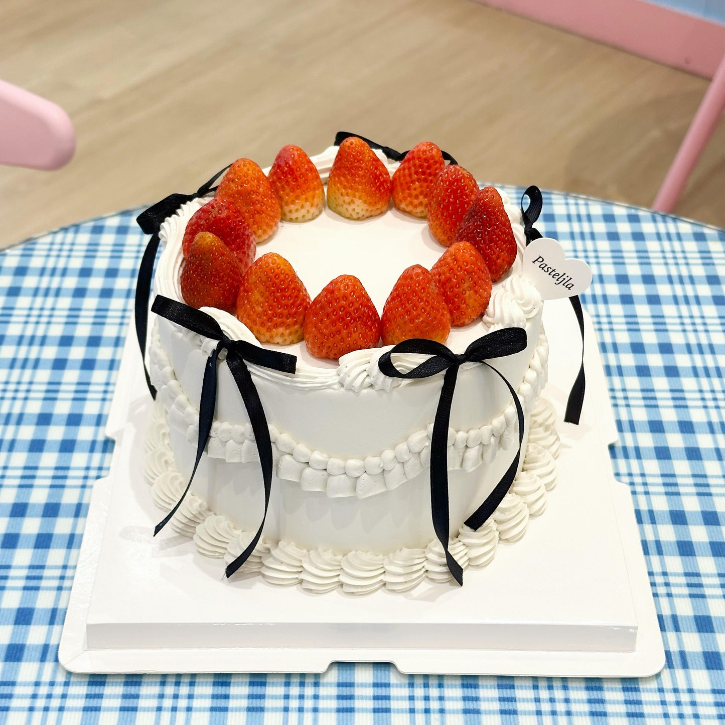 Strawberry coquette cake
