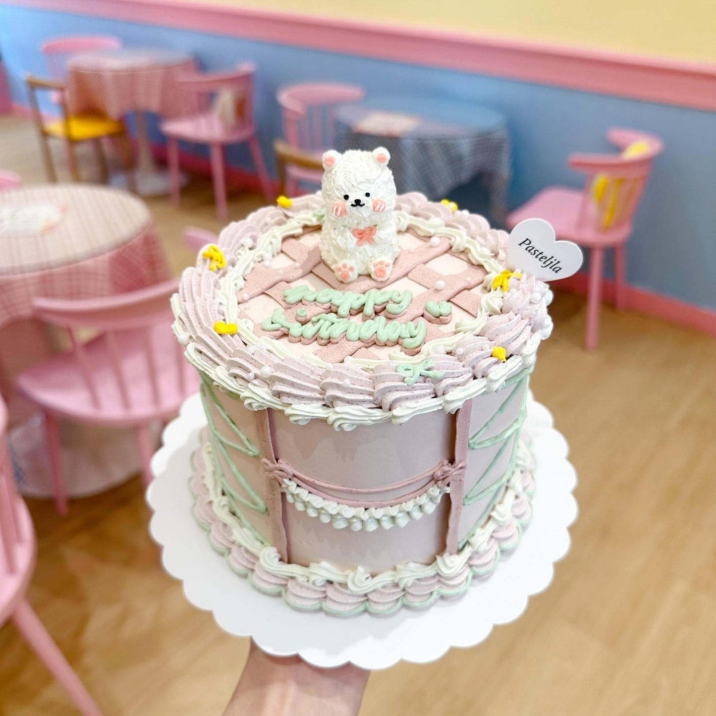 Vintage White Bear Cake