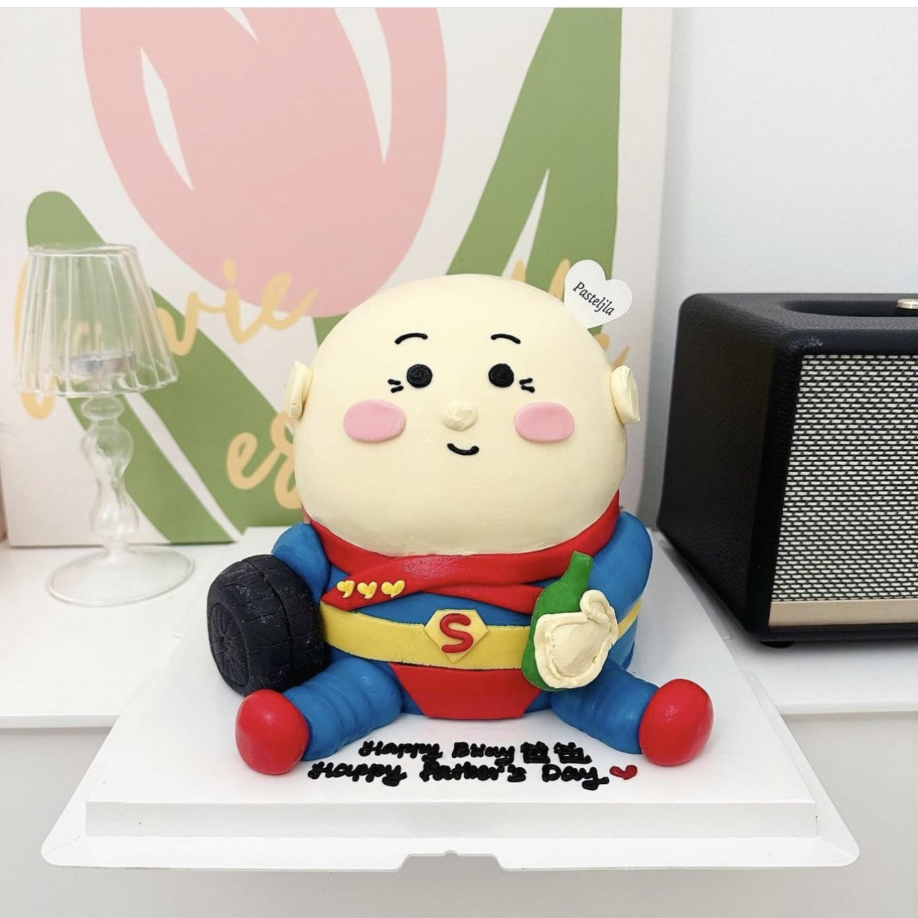 Superman Papa Cake