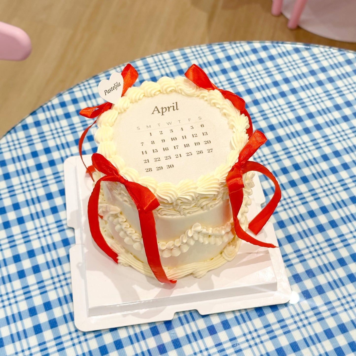 Red Vintage Burnaway Cake