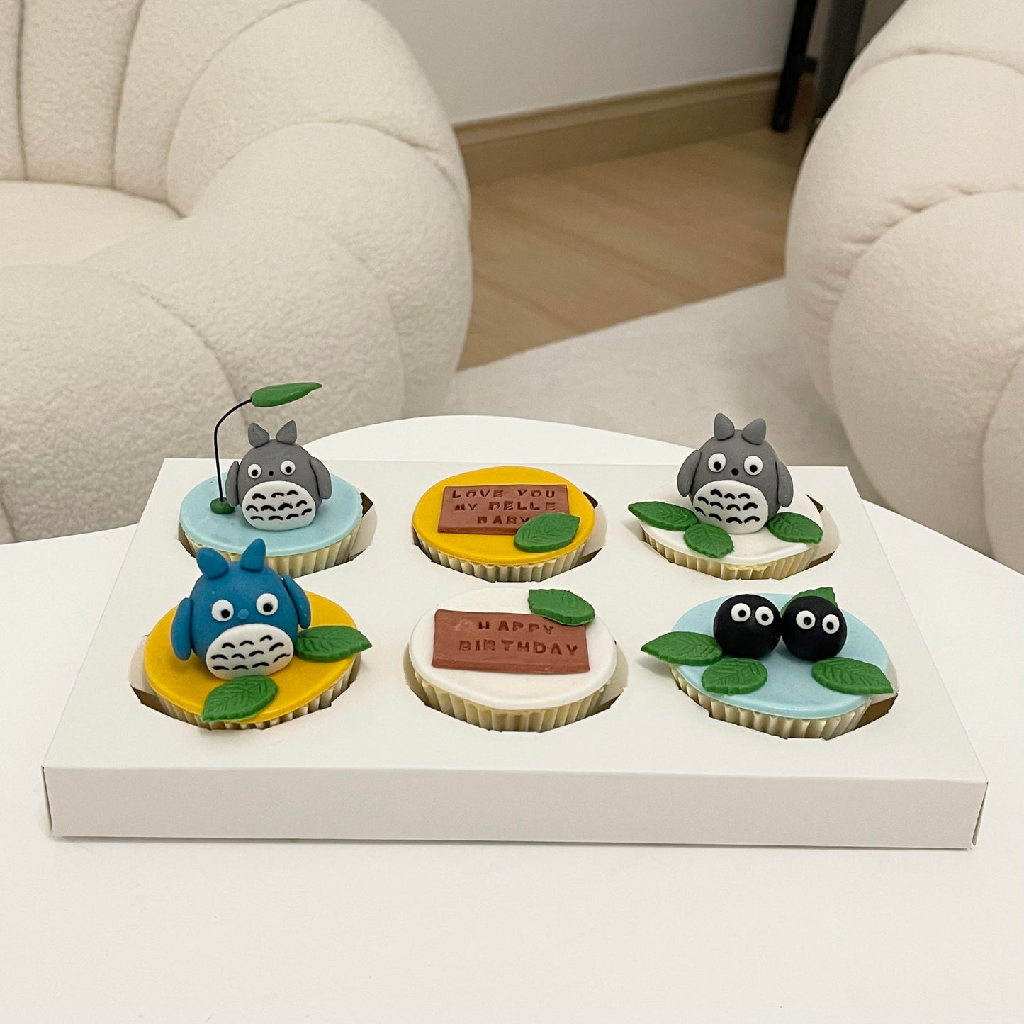 Fondant Totoro Cupcakes
