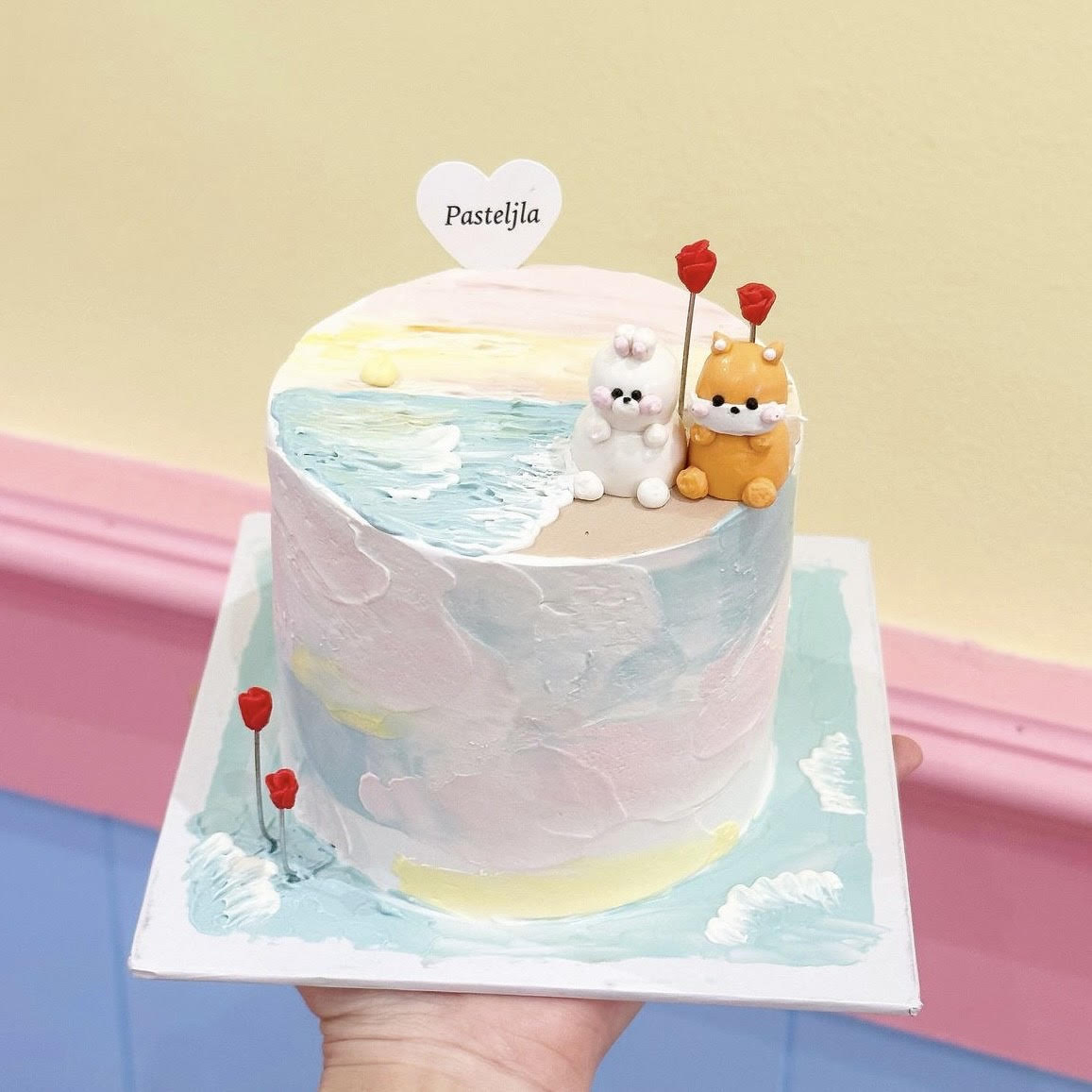 Romantic beachside couple Cake