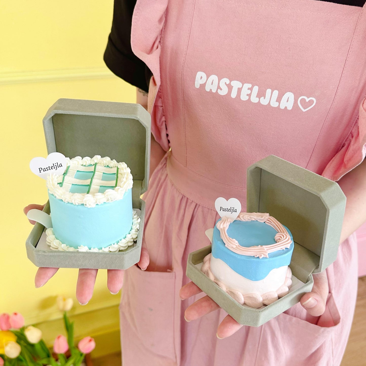 Minimalist Ring Cake