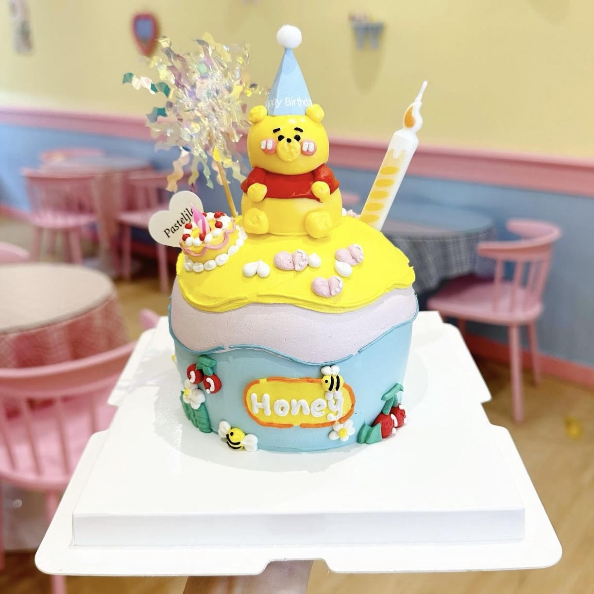 Winnie the Pooh Cake