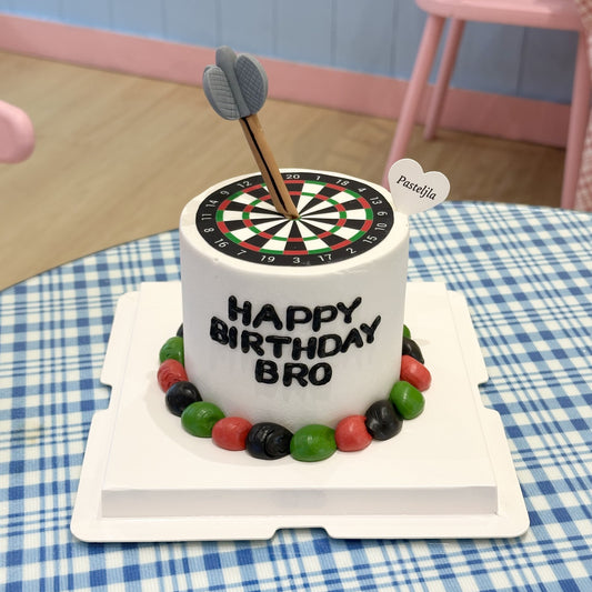 Darts cake 
