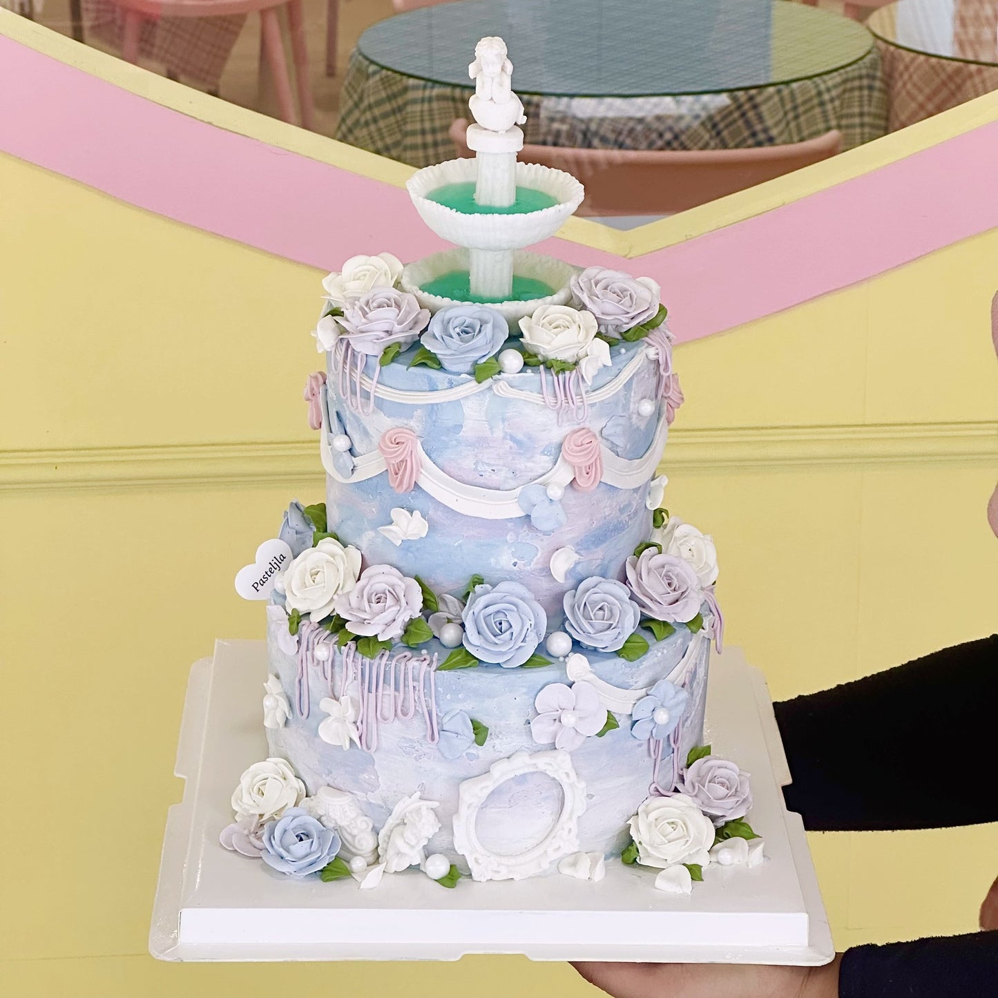 Alexa Two tier wishing fountain cake