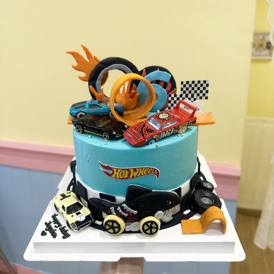 Hot wheels cake 