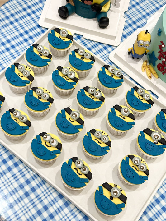 Minion cupcakes 
