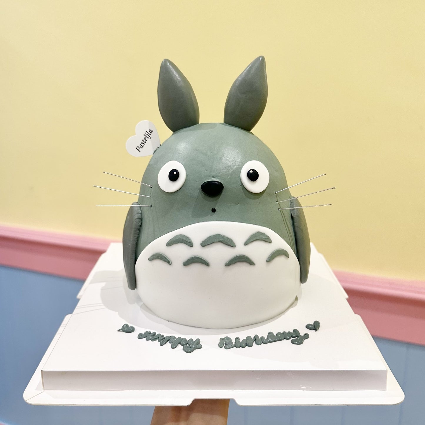 3D totoro cake 