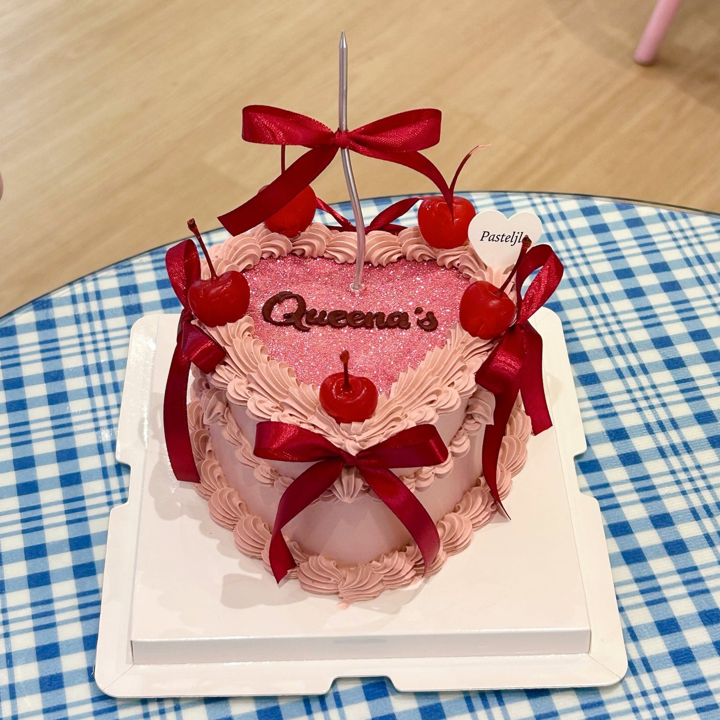 Juliet pink glitter cake 