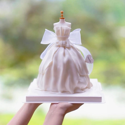 Wedding dress cake