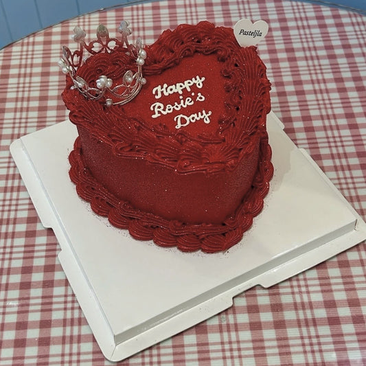 Tiara red glitter cake 