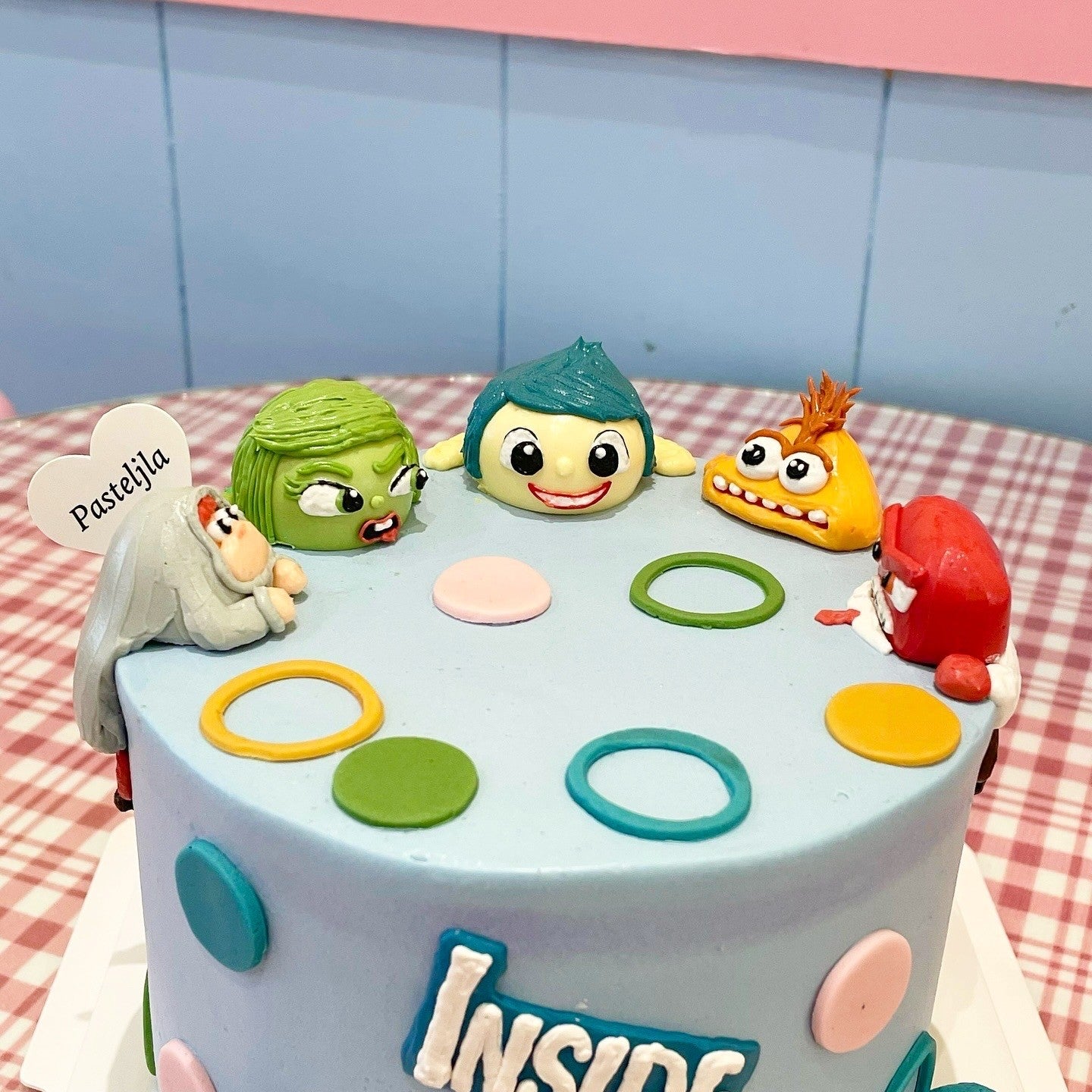 Inside out cake
