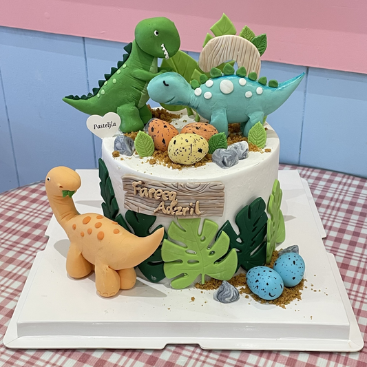 Fondant Dinosaur cake