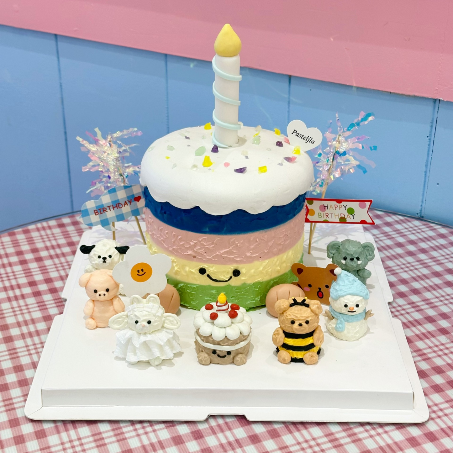 Jelly cat family cake
