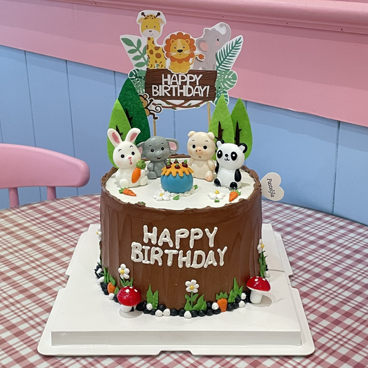 Animal jungle theme cake