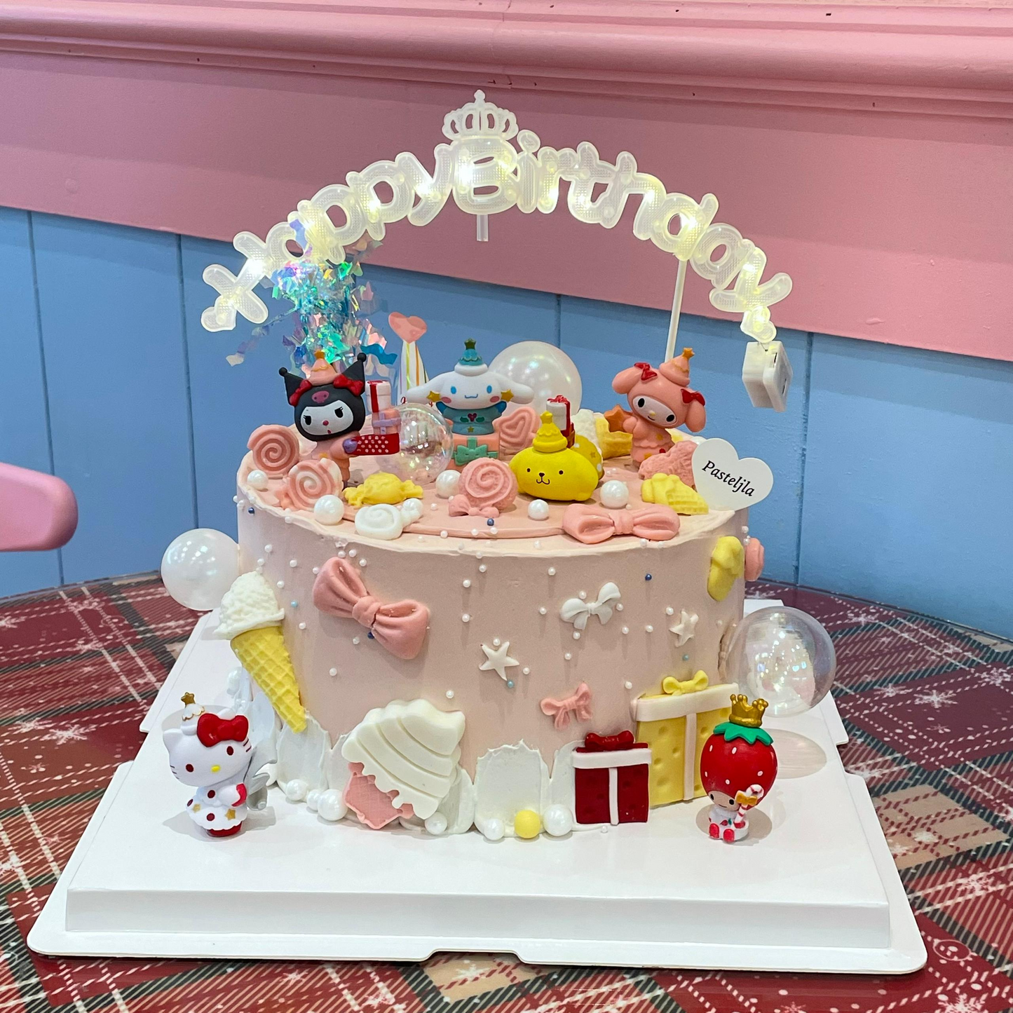 Sanrio cake with LED light cake