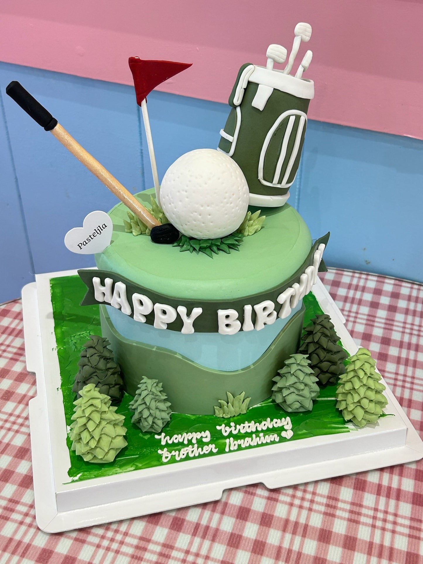 Andrew Golf cake