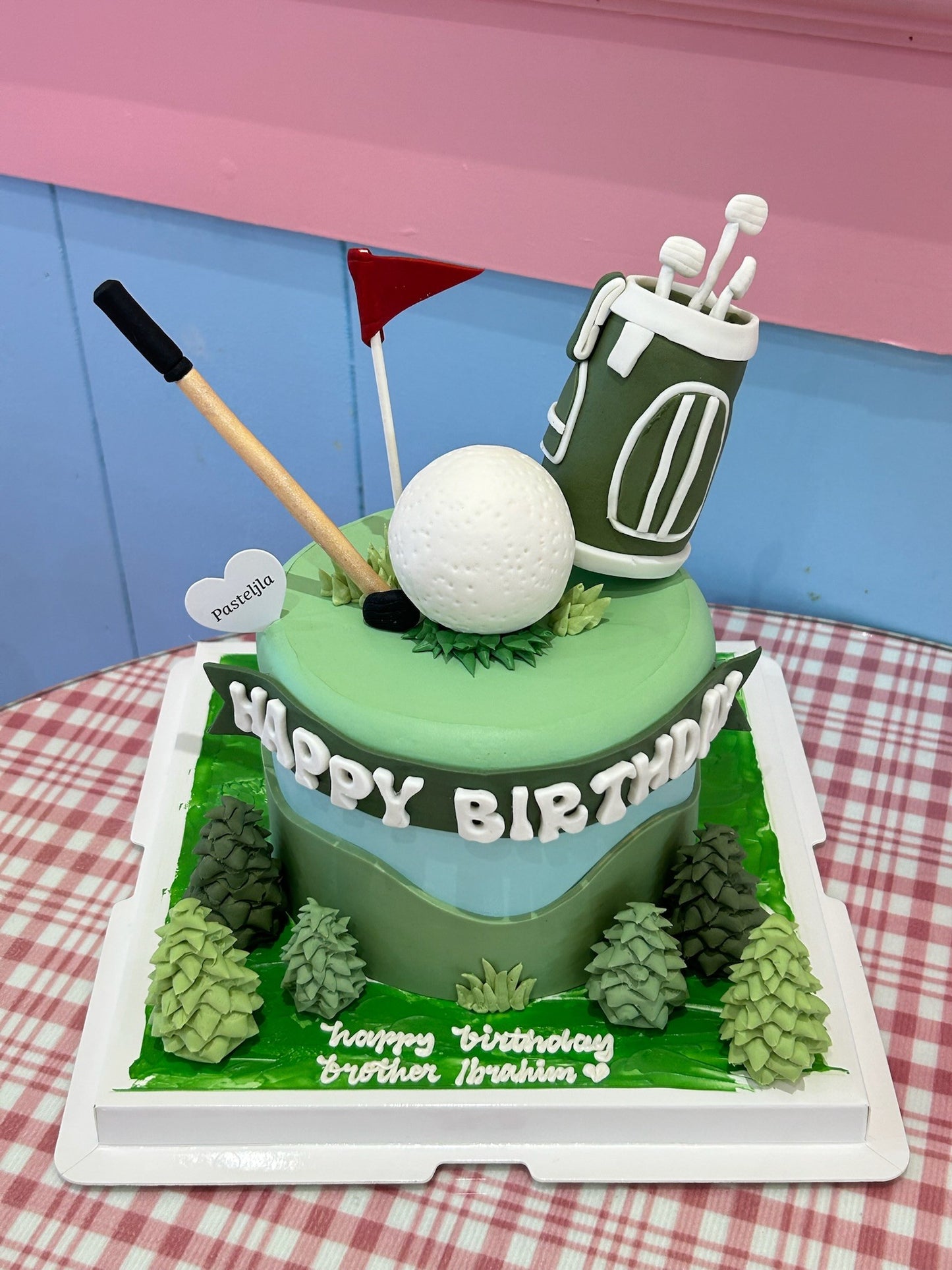Andrew Golf cake