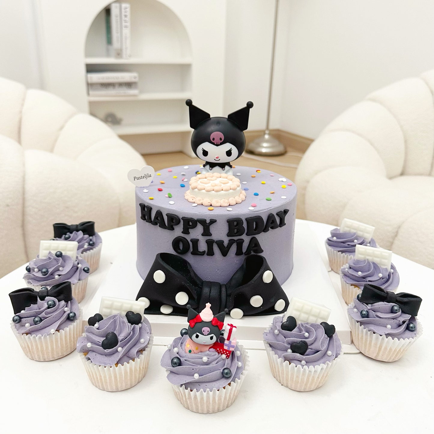 Kuromi Cake