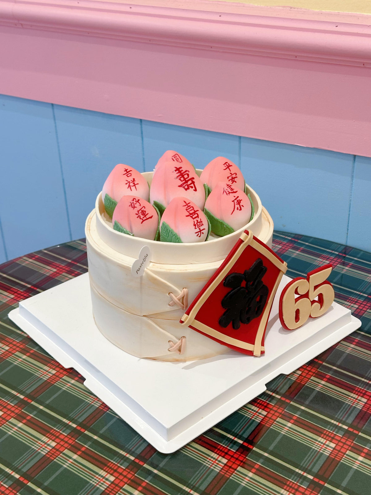 Longevity peach bun cake