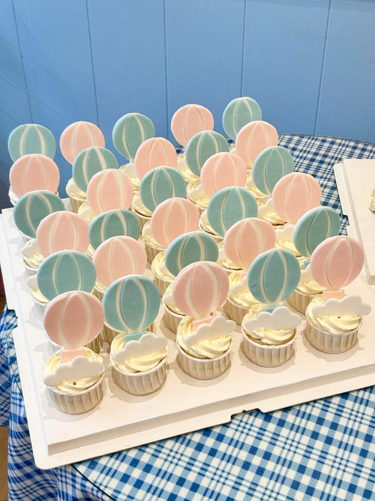 Pink and blue hot air balloon cupcakes