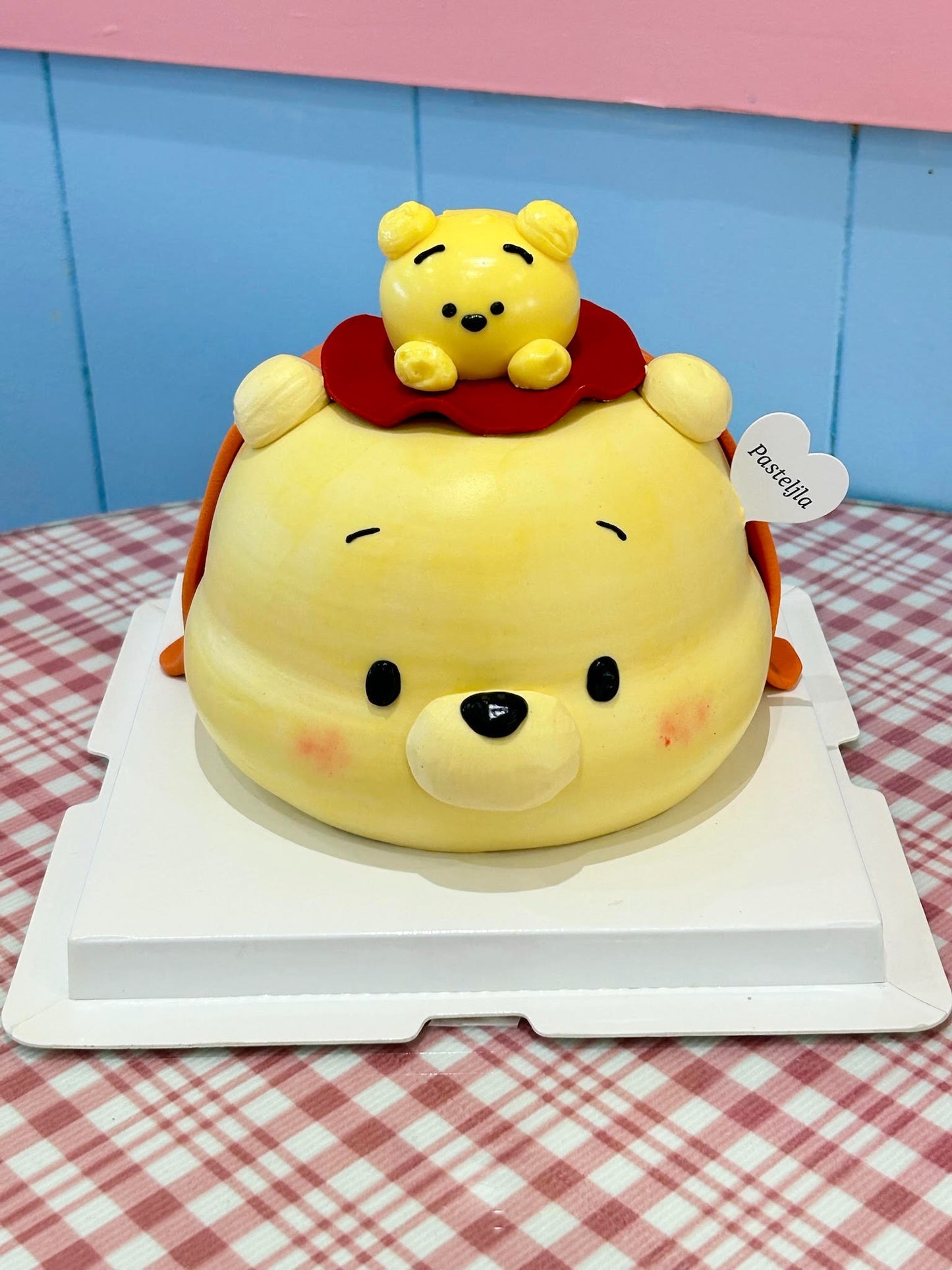 Winnie the Pooh cake