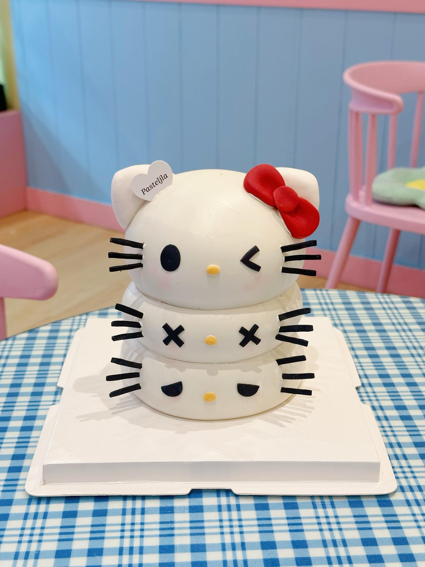 Hello kitty tower cake