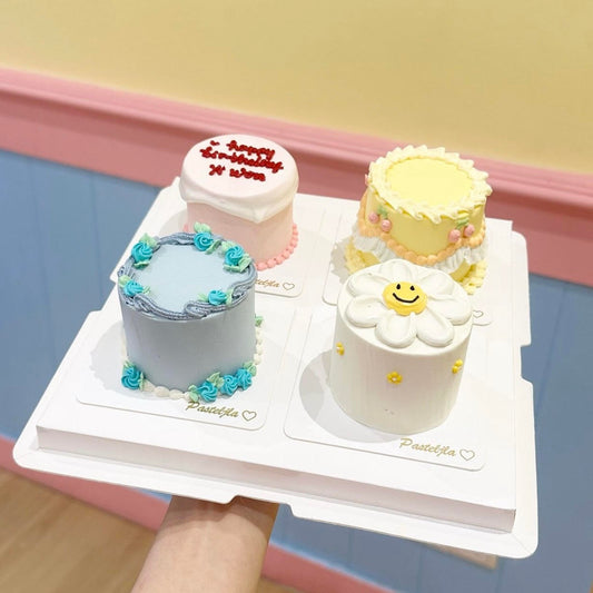 Colorful tiny cake set