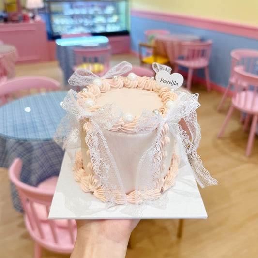 Lace Ribbon Cake