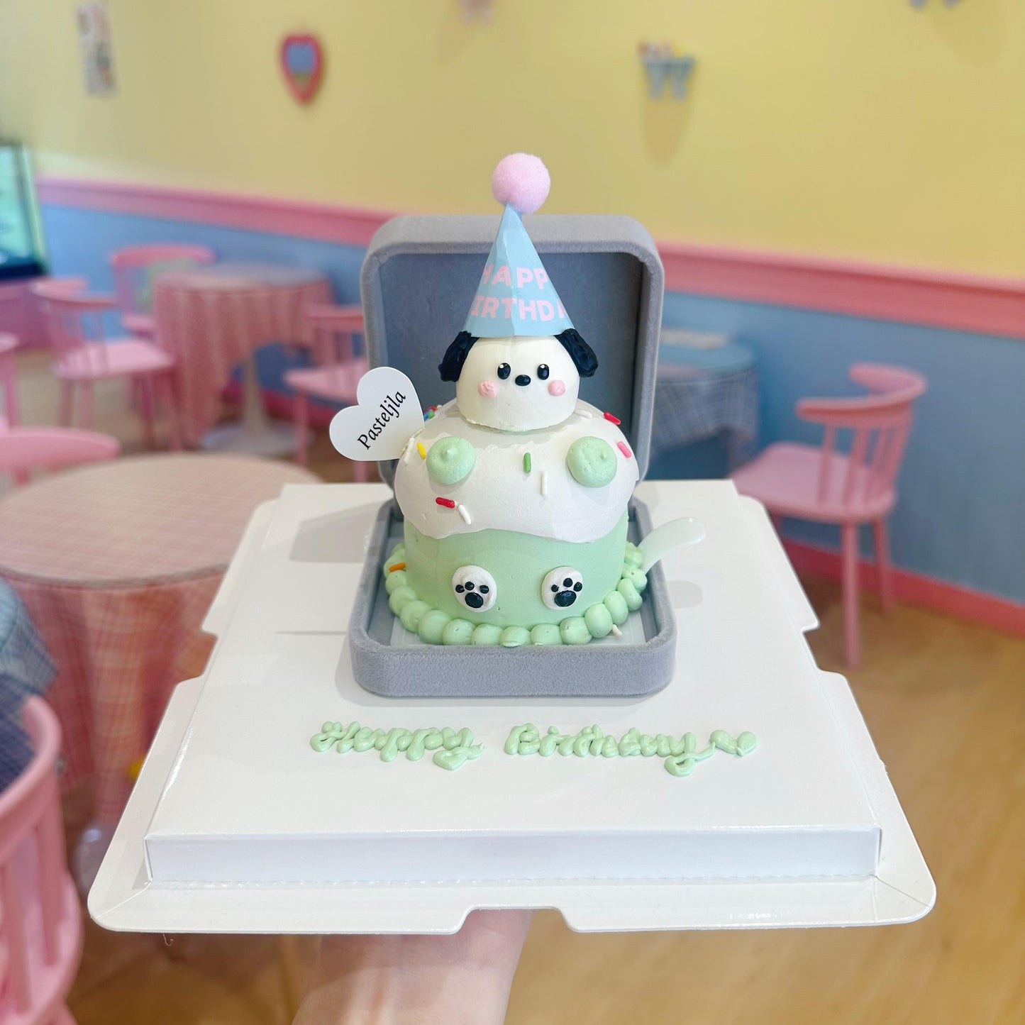 Green Cutie Ring Cake