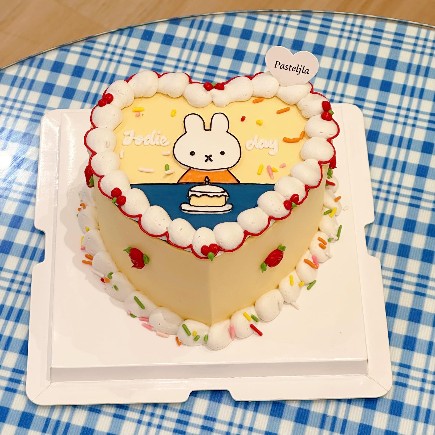 Handrawn miffy cake