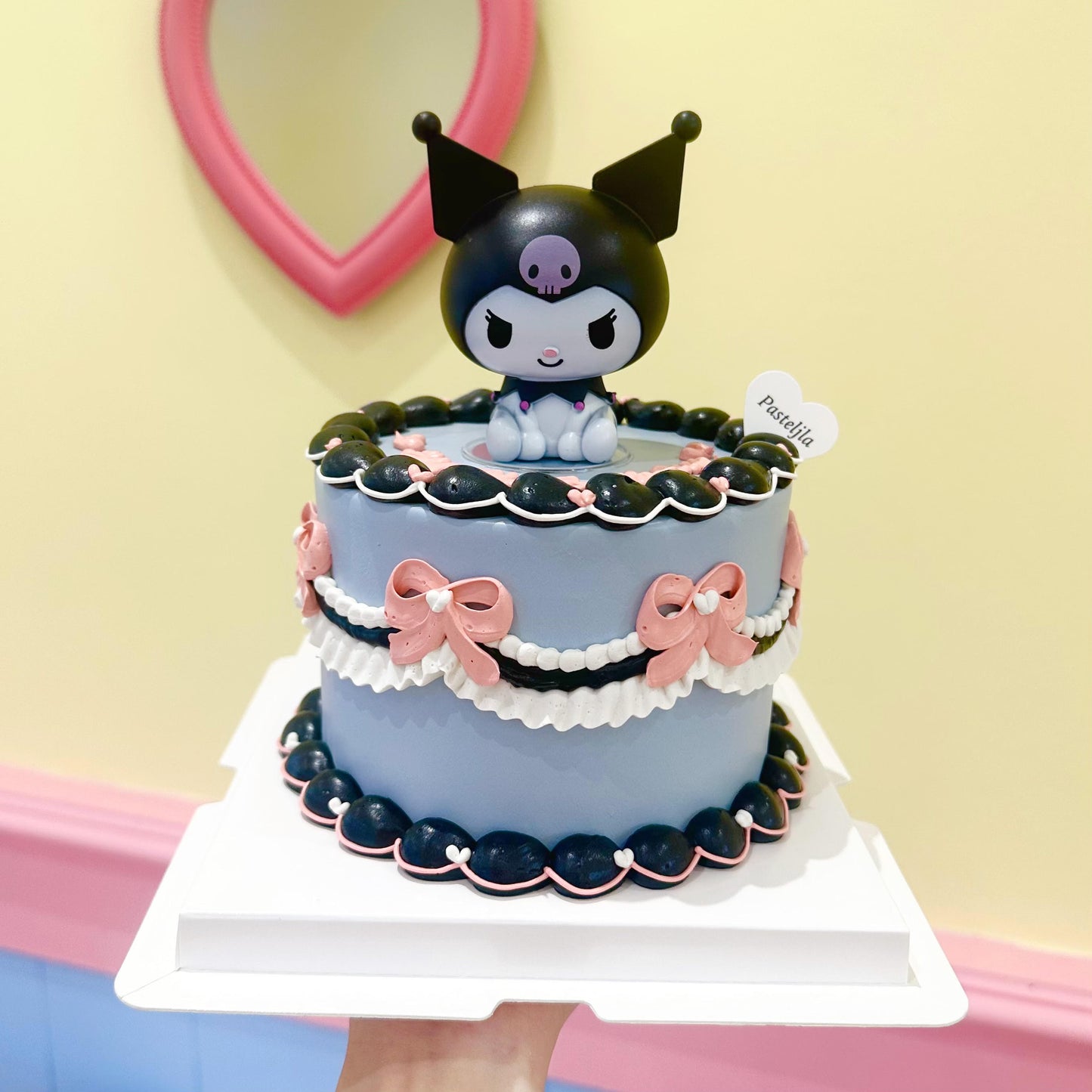 Kuromi cake