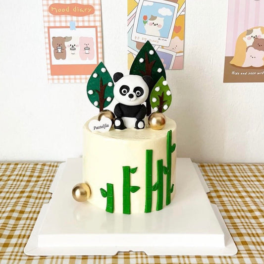 Fondant Panda Cake