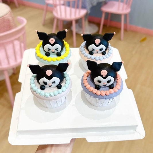 Fondant kuromi cupcakes