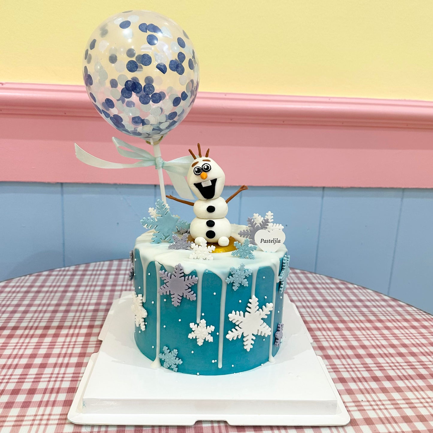 Olaf cake