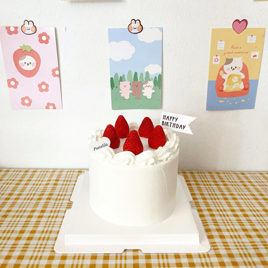 Minimalist Strawberry Cake