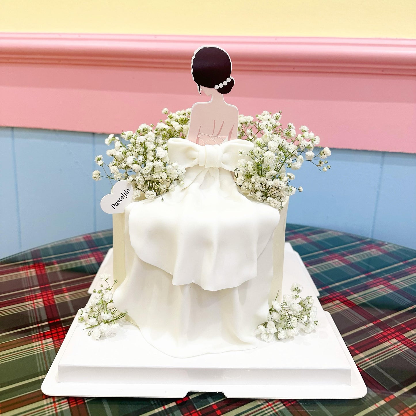 Bride to be Cake